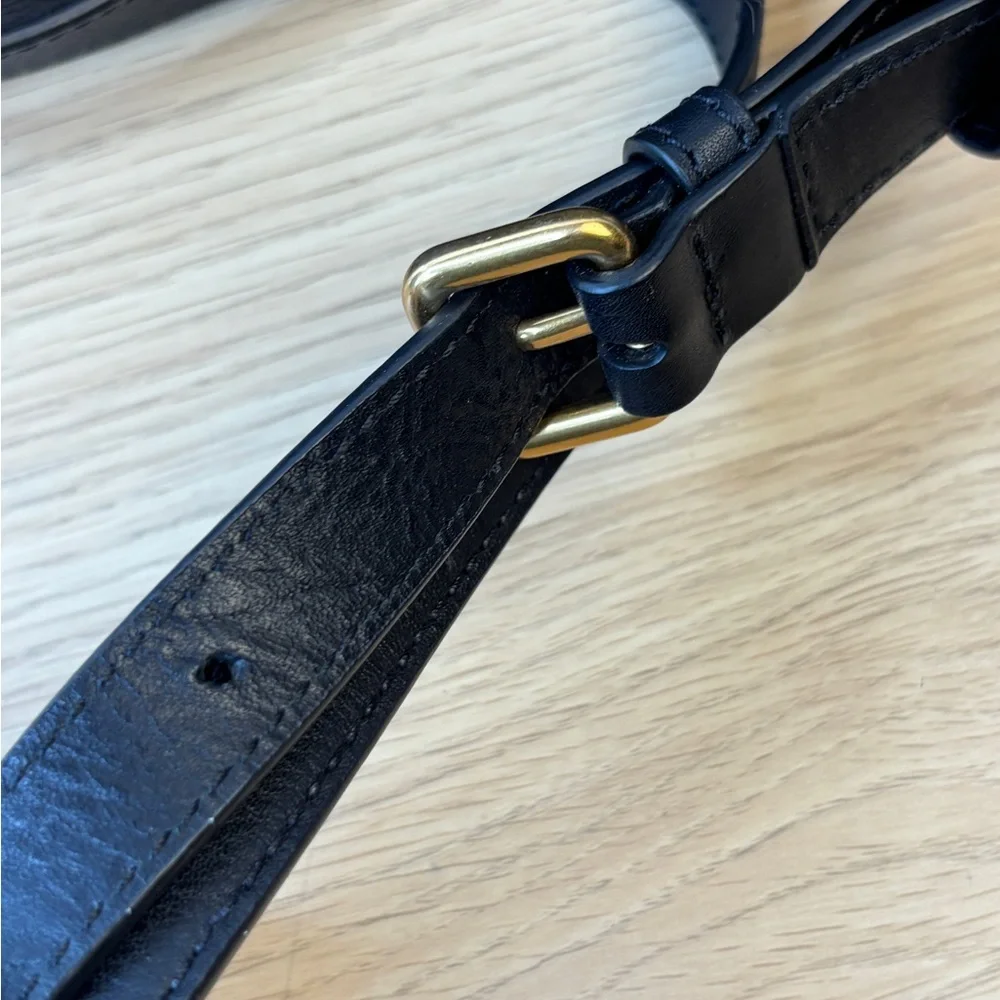 Marc by Marc Jacobs‎ Black Pebbled Leather Crossbody Bag Gold Logo Patch